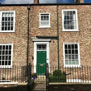 Homestay The Townhouse United Kingdom